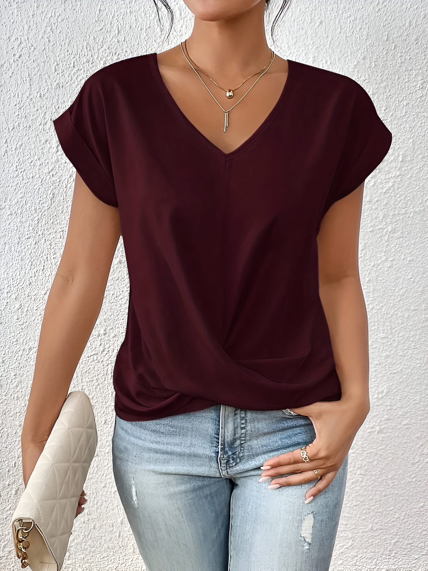 Wendy – Casual V-Neck T-Shirt