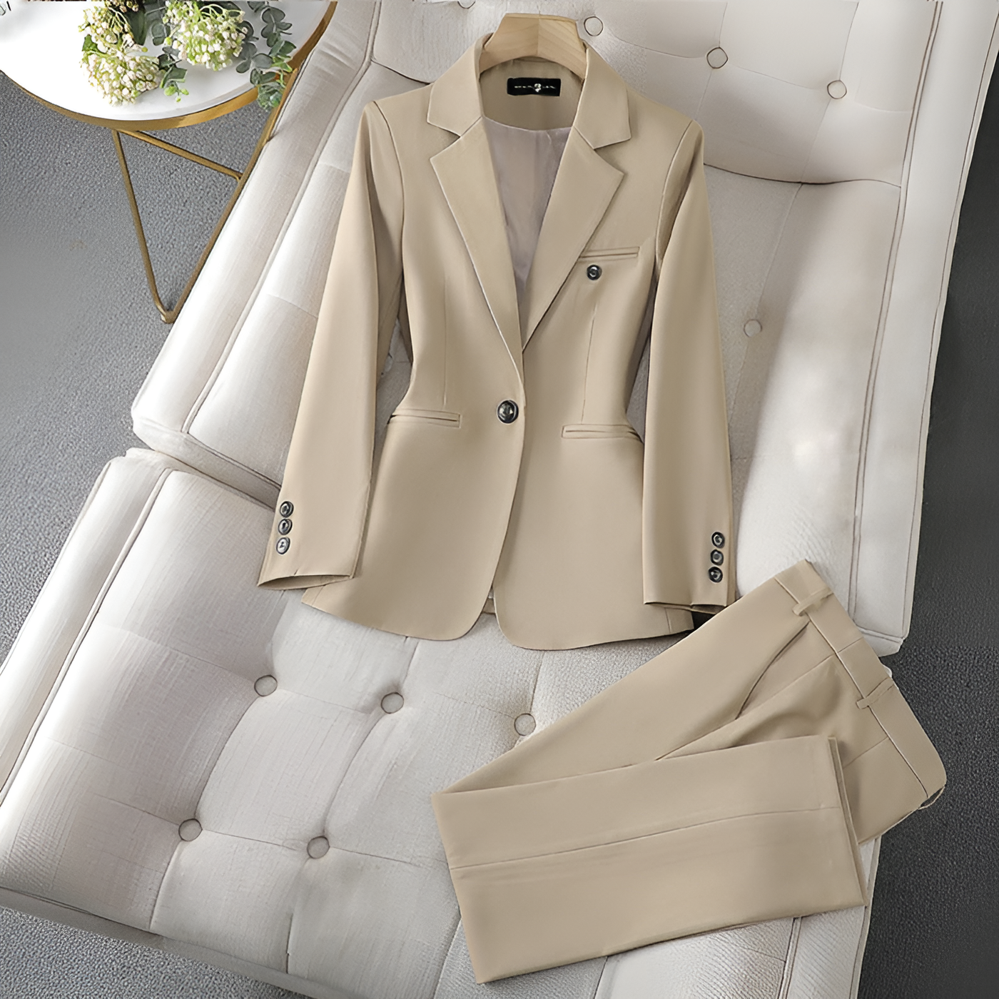 Holly - Elegant Blazer Set