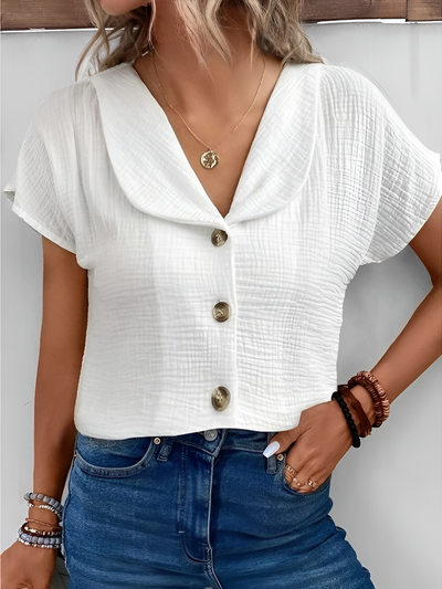 Lori - Chic Summer Blouse