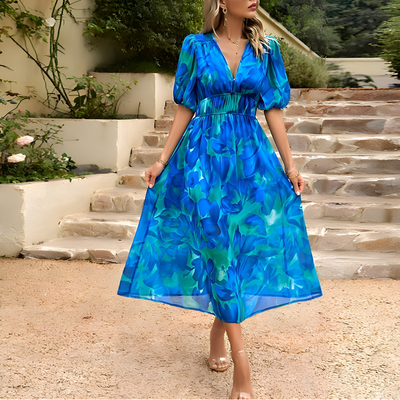 Martha – Elegant V-Neck Dress