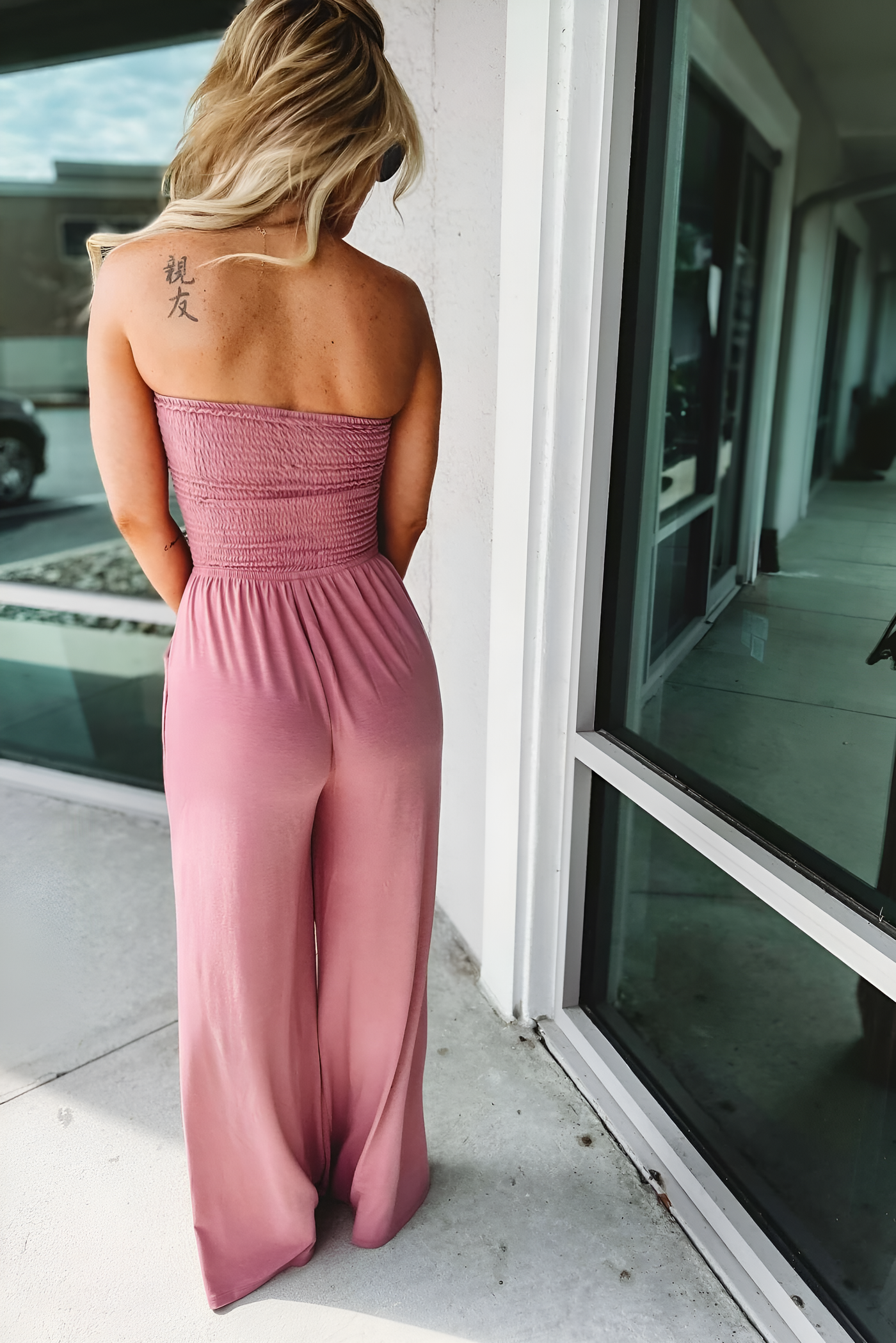 Kristen - Trendy Off-Shoulder Jumpsuit